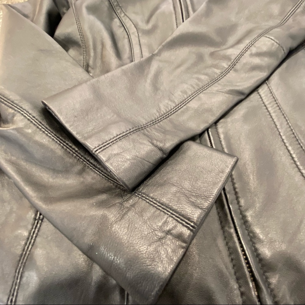 Wilson’s Leather Jacket - Picture 11 of 11